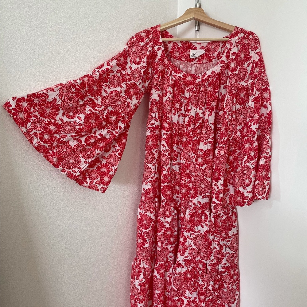 LISA MARIR FERNANDEZ - Floral MOO MOO